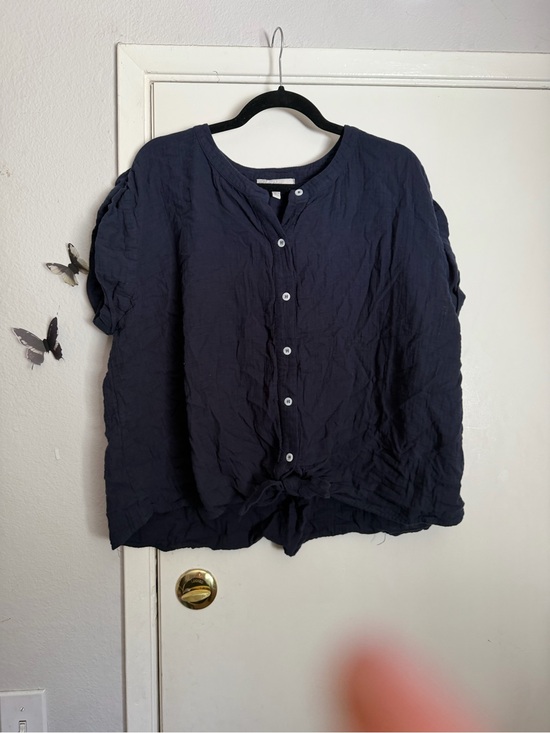 Pale Sky Tops - Button-Front Navy Crop Top with Tie Hem